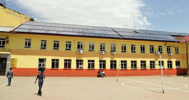 Muş’ta Güneş Panelleri Sayesinde Elektrik Üreten Okul, 4 Yılda 240 Bin Lira Kazandı