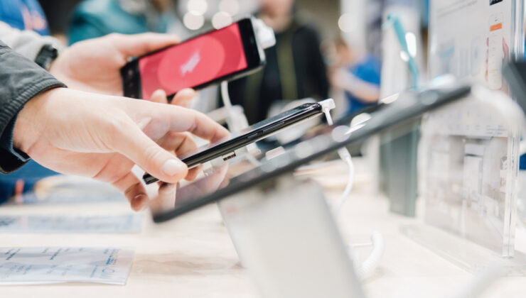 Akıllı telefon fiyatlarında yeni periyot: Ucuz modeller raflardan kalkıyor mu?