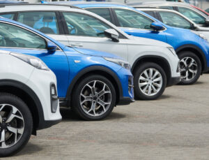 Dijital platformlardaki yapay fiyatlar ikinci el araç piyasasını kilitliyor