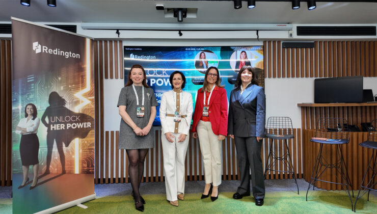 Teknolojinin bayan önderleri “Geleceği Şekillendirmek” için bir ortaya geldi